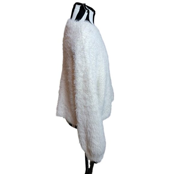 Super Soft and Sparkly Joie Crop Sweater - Size XL - Picture 3 of 9